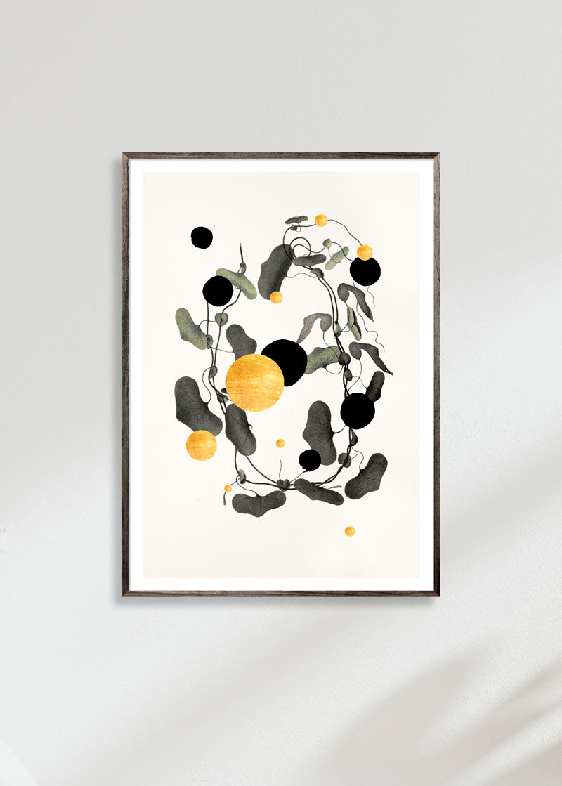 Gold and Superblack Dots Raja paper